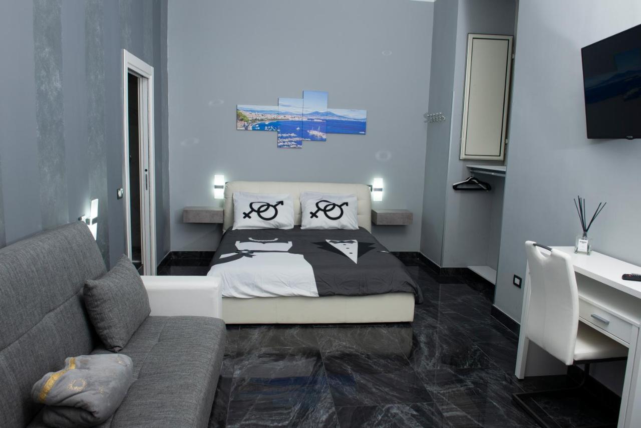 نابولي Royal Rooms Station المظهر الخارجي الصورة
